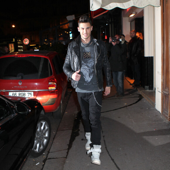 Baptiste Giabiconi en sortant de la boite de nuit "Le Montana", le 20 mars 2012.