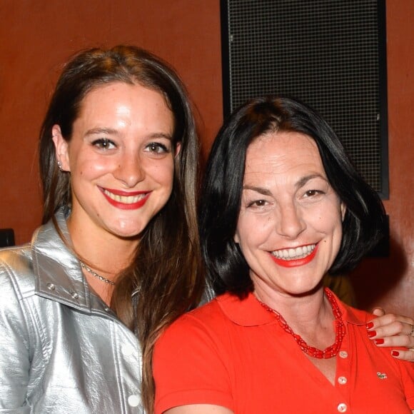 Lio et sa fille Nubia Esteban - People au spectacle des "Coquettes" à l'Olympia à Paris, avec en première partie B. Krief et E. Semoun © Coadic Guirec/Bestimage