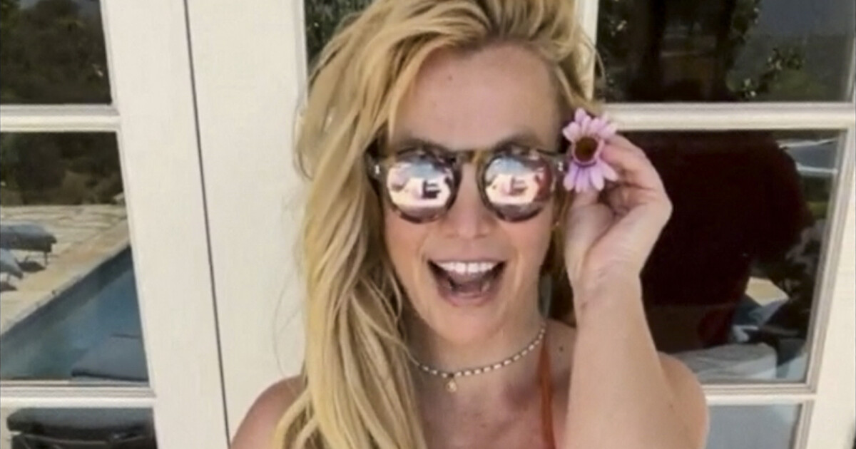 Britney topless : elle reprend le contrôle de son compte Instagram et