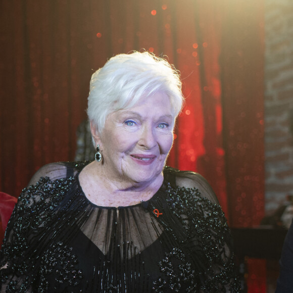 Line Renaud - Backstage de l'enregistrement de l'émission "100 ans de comédies musicales pour le Sidaction", qui sera diffusée le 2 avril sur France 2. Le 10 mars 2020 © Moreau-Perusseau / Bestimage