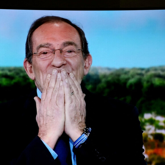 Dernier JT de Jean-Pierre Pernaut sur TF1 aprés 33 ans de présentation. Paris, le 18 Décembre 2020. © Dominique Jacovides / Bestimage