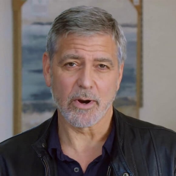 L'acteur George Clooney et la société américaine Omaze lancent une collecte de fonds sous la forme d'un concours pour la Clooney Foundation for Justice (CFJ), fondation de l'acteur qui lutte pour les droits des individus injustement ciblés par des gouvernements oppressifs par le biais des tribunaux. Dans cette une vidéo humoristique de 4 minutes, George Clooney vit avec un inconnu le temps du confinement, et c'est un colocataire insupportable.