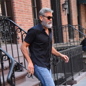 George Clooney sort de son domicile à New York, le 30 septembre 2019