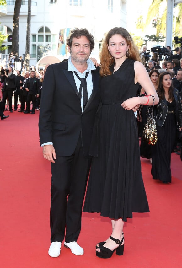 Le chanteur M (Matthieu Chedid) et sa fille Billie - Montée des marches du film "Les Filles du Soleil" lors du 71e Festival de Cannes. Le 12 mai 2018. © Borde-Jacovides-Moreau/Bestimage