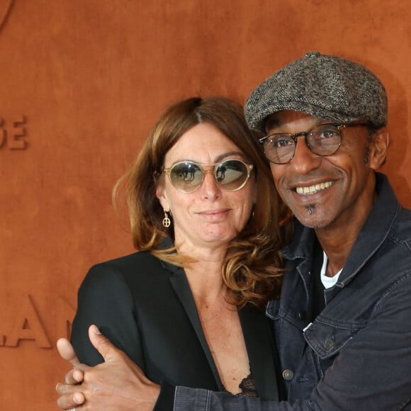 Manu Katché et sa femme Laurence au village des internationaux de France de tennis de Roland Garros à Paris, France, le 8 juin 2019. ©Jacovides-Moreau / Bestimage