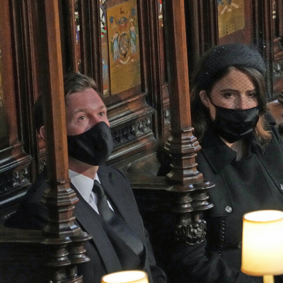 La princesse Eugenie d'York et Jack Brooksbank, - Funérailles du prince Philip, duc d'Edimbourg à la chapelle Saint-Georges du château de Windsor, Royaume Uni, le 17 avril 2021.