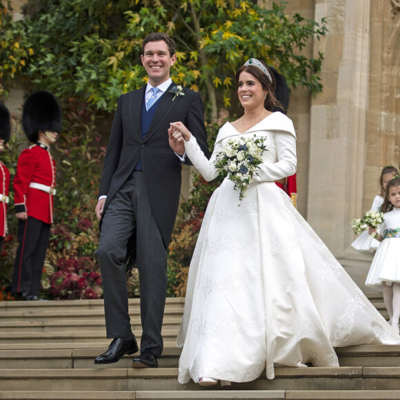 La princesse Eugenie et son mari Jack Brooksbank - Sorties après la cérémonie de mariage de la princesse Eugenie d'York et Jack Brooksbank en la chapelle Saint-George au château de Windsor le 12 octobre 2018.