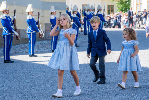 La princesse Leonore de Suède, le prince Nicolas de Suède et la princesse Adrienne de Suède - La famille royale suédoise au baptême du prince Julian, duc de Halland au château de Drottningholm sur l'île de Lovön à Ekero en Suède, le 14 août 2021. 