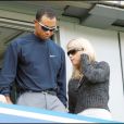 Plus de peur que mal pour Tiger Woods qui a eu un accident de voiture vendredi 27 novembre 2009. Ici avec son épouse Elin.