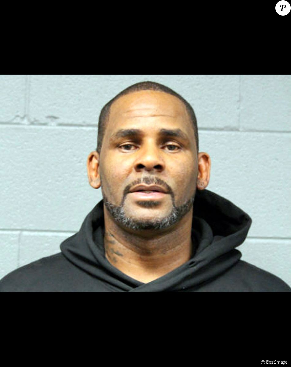 Robert Kelly, connu sous le nom de R. Kelly, photo fournie par le département de police de Chicago, il est inculpé d'abus sexuels sur mineures à Chicago le 23 février, 2019