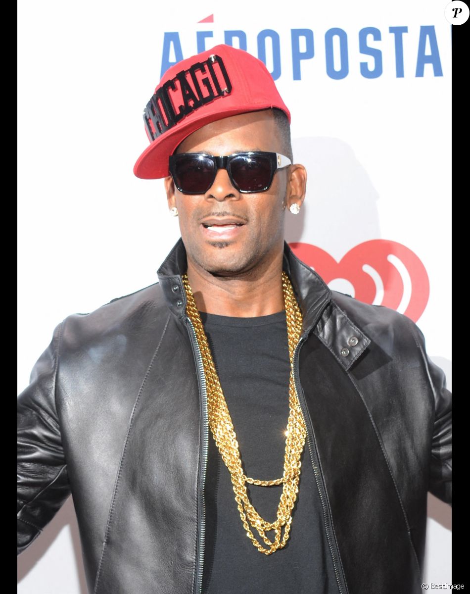 Le rappeur R. Kelly (Robert Sylvester Kelly).