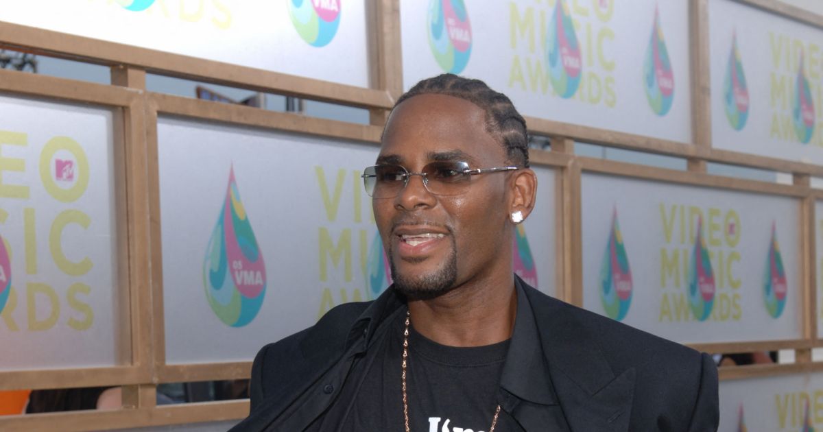 R. Kelly arrive aux MTV Video Music Awards 2005 à Miami, le 28 août ...