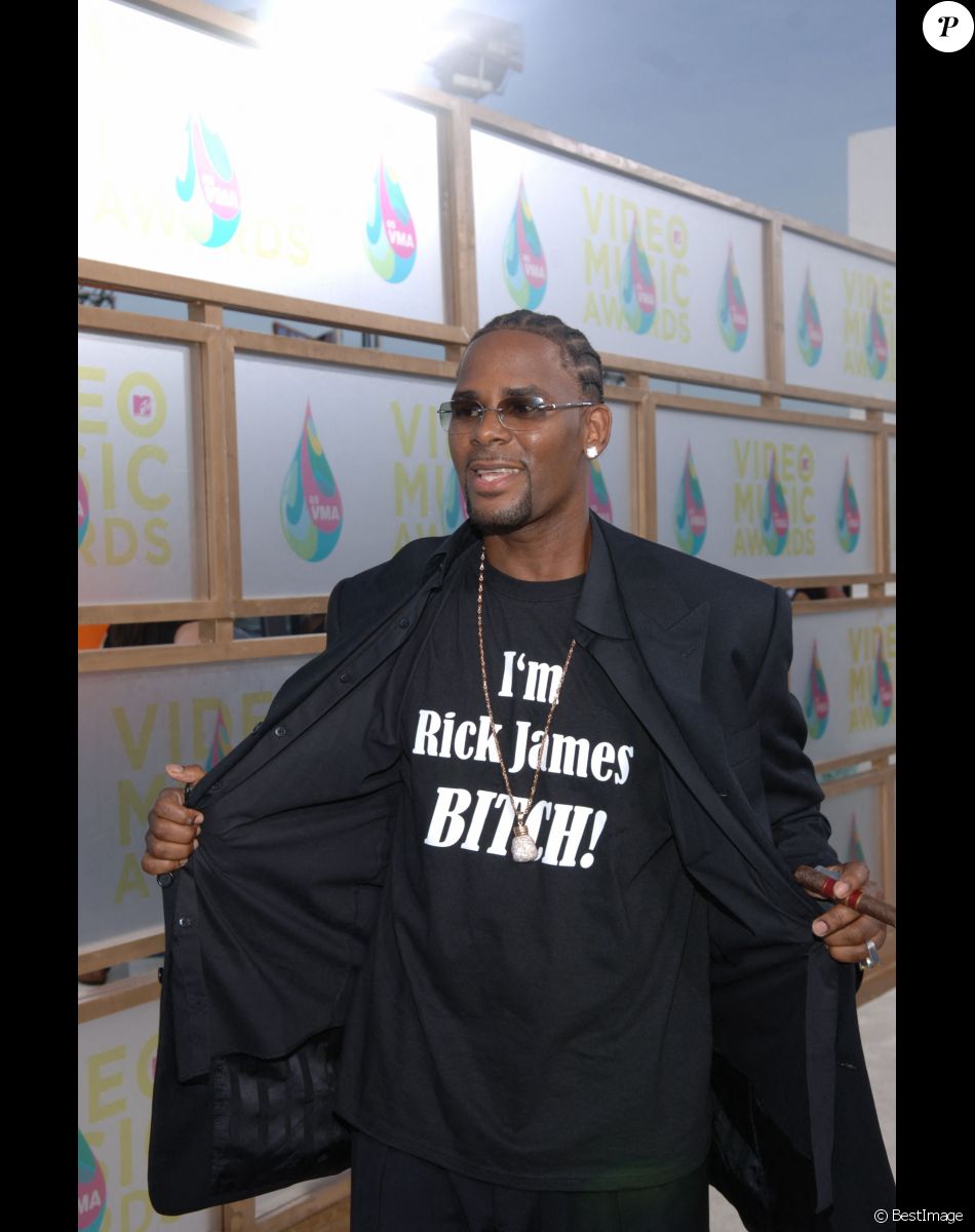 R. Kelly arrive aux MTV Video Music Awards 2005 à Miami, le 28 août 2005.