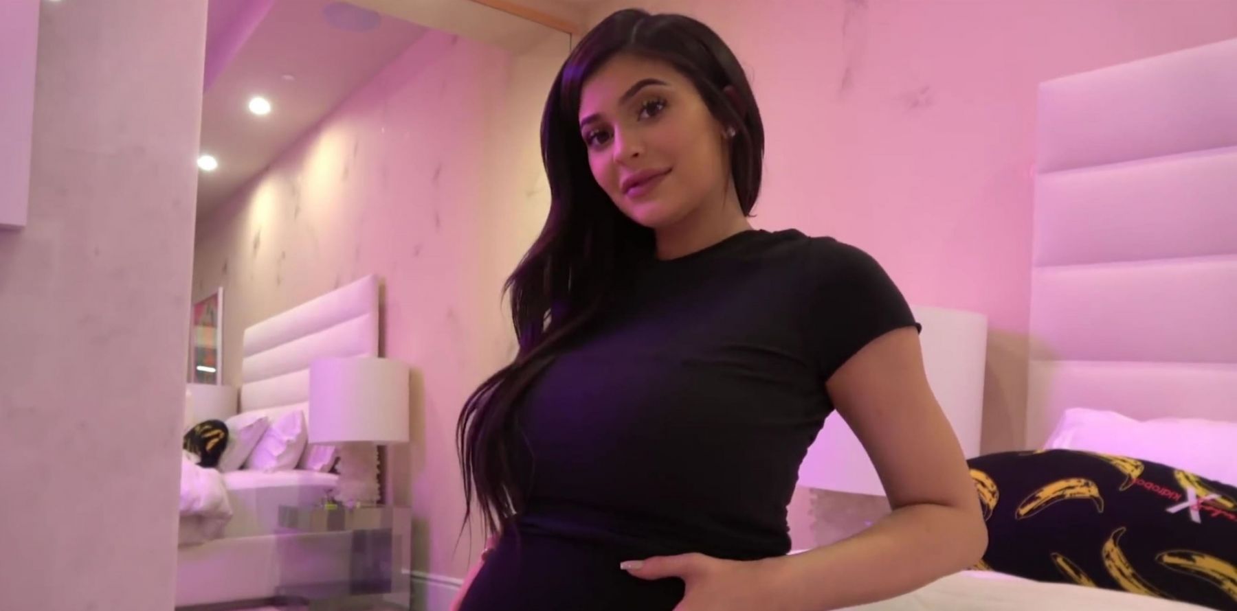 Kylie Jenner de nouveau enceinte son baby bump grandit, Travis Scott