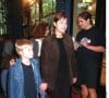 Marianne Denicourt et son fils au Planet Hollywood, à Paris, en 1996.
