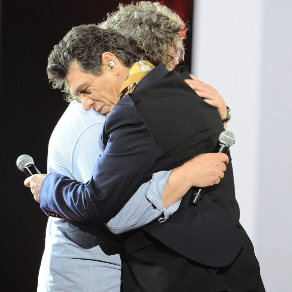 Marc Lavoine et son frère Francis Lavoine - Enregistrement de l'émission "Duos Mystères" à la Seine Musicale à Paris, diffusée le 20 août sur TF1. © Gaffiot-Moreau / Bestimage