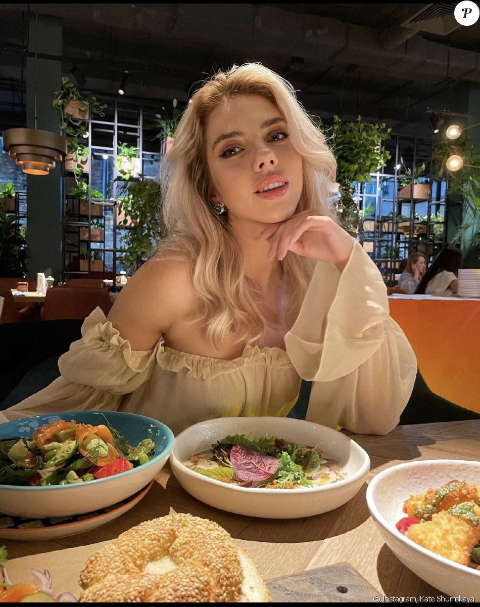 Kate Shumskaya est une influenceuse russe, connue pour sa ressemblance à Scarlett Johansson. Juin 2021.