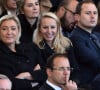 Marine Le Pen et Marion Maréchal lors de l'hommage National aux victimes de l'attentat de Nice le 15 octobre 2016 © Bruno Bebert / Bestimage 