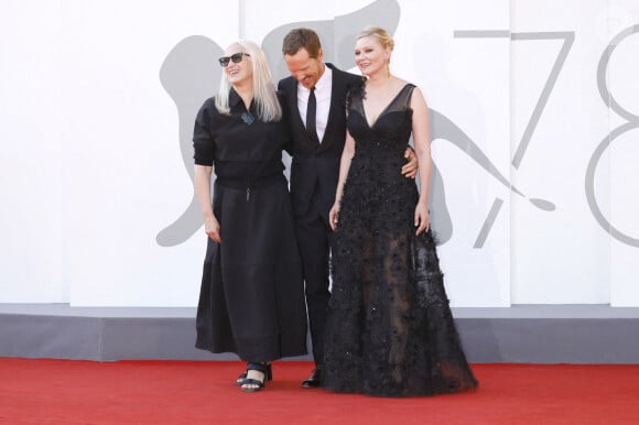 Jane Campion, Benedict Cumberbatch et Kirsten Dunst - Première du film "The power of the dog" lors du 78ème Festival International du Film de Venise, la Mostra. Le 2 septembre 2021  