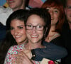 Ariane Carletti (ancienne animatrice du Club Dorothée) et sa fille Eléonore Sarrazin-Carletti - Première de la comédie "Scènes d'été pour jeunes gens en maillots de bain" au théatre du Vingtième à Paris