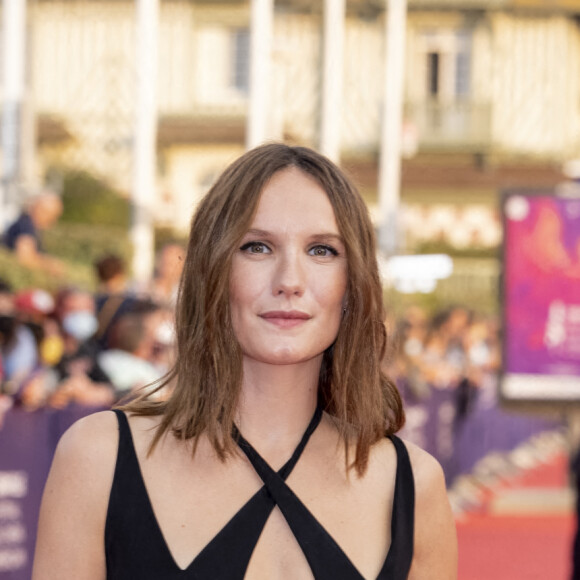 Ana Girardot, canon dans une robe Mugler, présente le film "Ogre" lors de la 47ème édition du Festival du Cinéma Américain de Deauville. Le 4 septembre 2021. © Olivier Borde/Bestimage