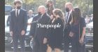 Obsèques de Florence Pinault : Salma Hayek, son mari François-Henri et les enfants soudés