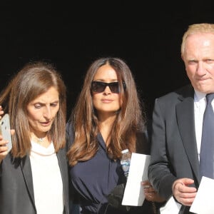 Salma Hayek et son mari François-Henri Pinault - Sorties des obsèques de Florence Rogers-Pinault en l'Église Saint-Sulpice à Paris, le 8 septembre 2021.