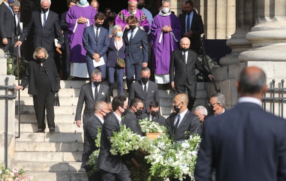 Maryvonne et François Pinault, la famille et les proches de la défunte - Sorties des obsèques de Florence Rogers-Pinault en l'Église Saint-Sulpice à Paris, le 8 septembre 2021.