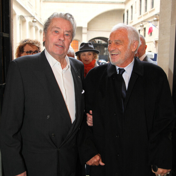 Alain Delon et Jean-Paul Belmondo à Paris. Le 15 novembre 2016. © Didier Sabardin/Bestimage