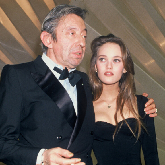 Serge Gainsbourg et Vanessa Paradis à la cérémonie des Victoires de la Musique