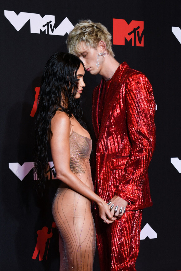 Megan Fox et Machine Gun Kelly assistent aux MTV Video Music Awards 2021. Brooklyn, New York, le 12 septembre 2021.