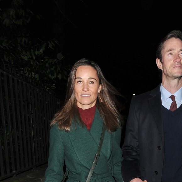 Pippa Middleton et son mari James Matthews se rendent à l'église St-Luke à Londres, le 4 décembre 2019. 