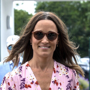 Pippa Middleton arrive pour assister à la finale homme du tournoi de Wimbledon à Londres, le 14 juillet 2019. 