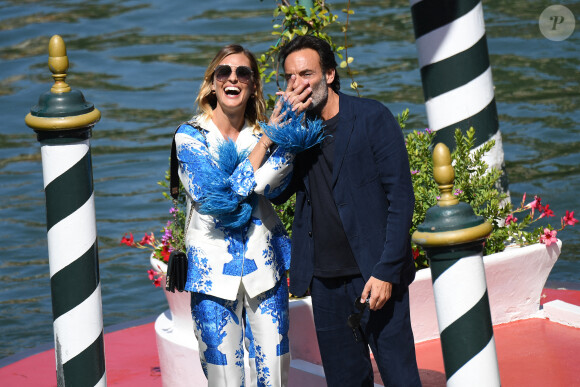 Anthony Delon et sa compagne Sveva Alviti - Arrivées des personnalités à l'hôtel Excelsior lors de la 77ème édition du festival international du film de Venise (Mostra) le 2 septembre 2020.