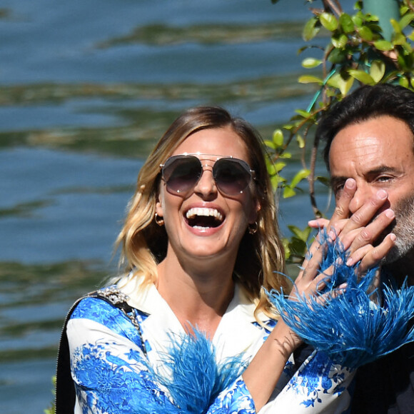Anthony Delon et sa compagne Sveva Alviti - Arrivées des personnalités à l'hôtel Excelsior lors de la 77ème édition du festival international du film de Venise (Mostra) le 2 septembre 2020.