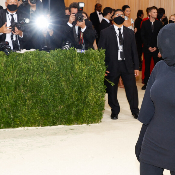 Kim Kardashian assiste au Met Gala 2021 consacré à l'exposition "Celebrating In America: A Lexicon Of Fashion" au Metropolitan Museum of Art. New York, le 13 septembre 2021.