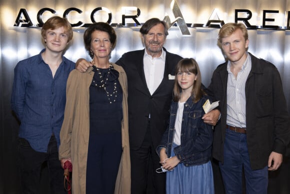 Exclusif - Daniel Rondeau en famille - Arrivées au concert hommage à Johnny Hallyday "Que je t'aime" à l'AccorHotels Arena Paris Bercy à Paris. Le 14 septembre 2021 © Borde-Jacovides-Moreau / Bestimage