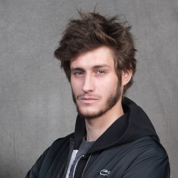 Jean-Baptiste Maunier - Rendez-vous studio avec les comédiens du spectacle musical "Les Choristes" aux Folies Bergère à Paris. Le 6 février 2017 © CVS-Veeren / Bestimage 