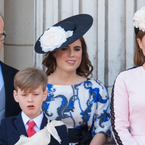 La princesse Beatrice d'York, la princesse Eugenie d'York- La famille royale au balcon du palais de Buckingham lors de la parade Trooping the Colour 2019, célébrant le 93ème anniversaire de la reine Elisabeth II, londres, le 8 juin 2019. 