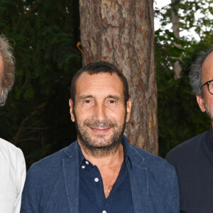 Exclusif - Gérard Leclerc, Zinedine Soualem et Lionel Abelanski - 5ème édition du Trophée "Ne perdez pas la boule", en faveur de la recherche sur la maladie d'Alzheimer au Boulodrome de la Boule du lac Saint James à Paris dans le cadre de la Journée mondiale de la maladie d'Alzheimer le 16 septembre 2021. © Coadic Guirec/Bestimage