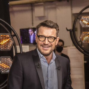 Benjamin Castaldi - Enregistrement de l'émission "Les 20 ans du Loft", diffusée en direct sur C8 et présentée par lui-même, à Paris. Le 8 avril 2021 © Jack Tribeca / Bestimage