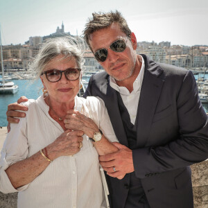 Exclusif - Benjamin Castaldi et sa mère Catherine Allégret - Mariage civil de Benjamin Castaldi et Aurore Aleman à la mairie de Marseille. © Jacovides-Moreau/Bestimage