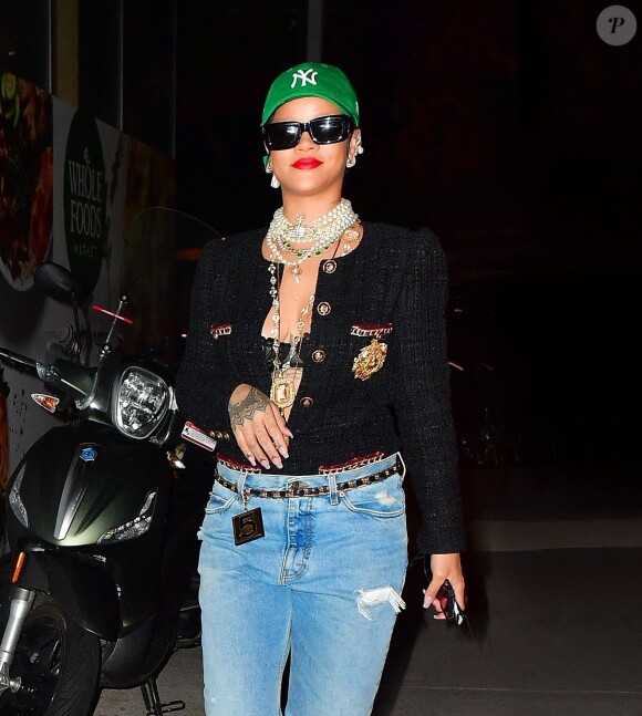 Exclusif - Rihanna est allée faire quelques courses chez Whole Foods à New York, le 15 août 2021.