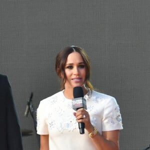 Le prince Harry et Meghan Markle sur la scène du "Global Citizen Live Festival" à Central Park à New York, le 25 septembre 2021.