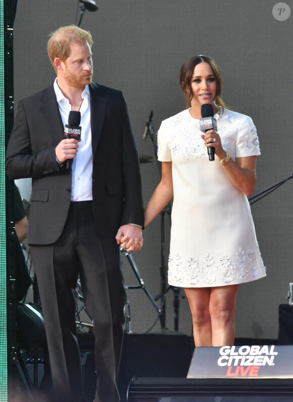 Le prince Harry et Meghan Markle sur la scène du "Global Citizen Live Festival" à Central Park à New York, le 25 septembre 2021.