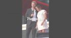 Meghan Markle et Harry superstars à Central Park : câlins et mini robe, face à J.Lo et Billie Eilish