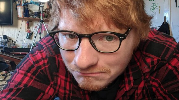 Ed Sheeran : Larmes, accidents, bains de foule... son sosie vit un véritable enfer !