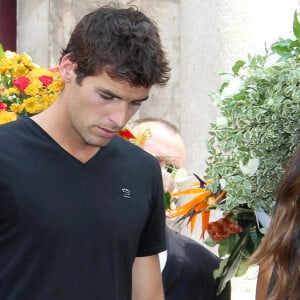 Yoann Gourcuff et sa compagne Karine Ferri - A Cannes, les sportifs rendent un dernier hommage à Tiburce Garou le 10 juillet 2015.