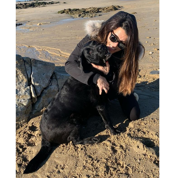 Karine Ferri avec son chien Dolmen sur Instagram