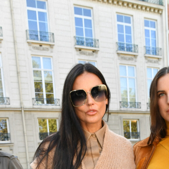 Demi Moore et sa fille Scout LaRue Willis - Défilé de mode Chloé lors de la la Fashion Week printemps-été 2022 de Paris. Le 30 septembre 2021. © Veeren/Bestimage